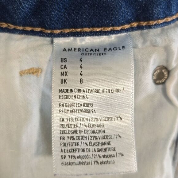 American Eagle Hi Rise Shortie Next Level Stretch Distressed Jean Shorts-Size 4 - Picture 5 of 15